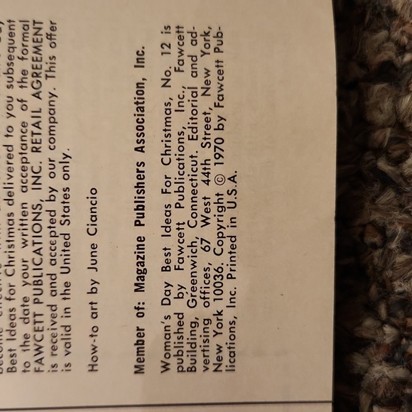 Vintage 1970 Woman's Day Magazines - Picture 3 of 14